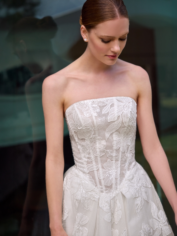 ADRIE Wedding Dress Pronovias collection 2026 | Boutique Paris