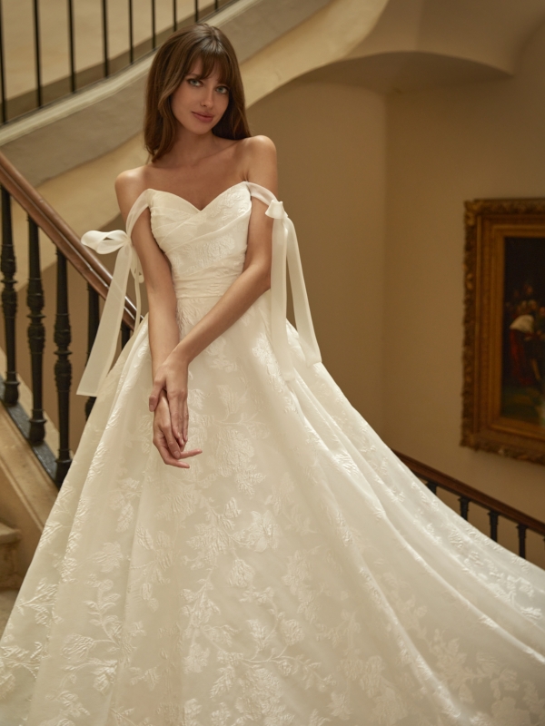 Robe de Mariée CAMALA Nicole Milano collection 2026 | Paris