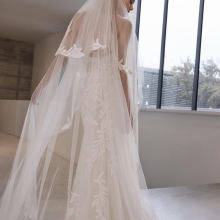 Robe de Mariée DEBIE Pronovias collection 2026 | Paris