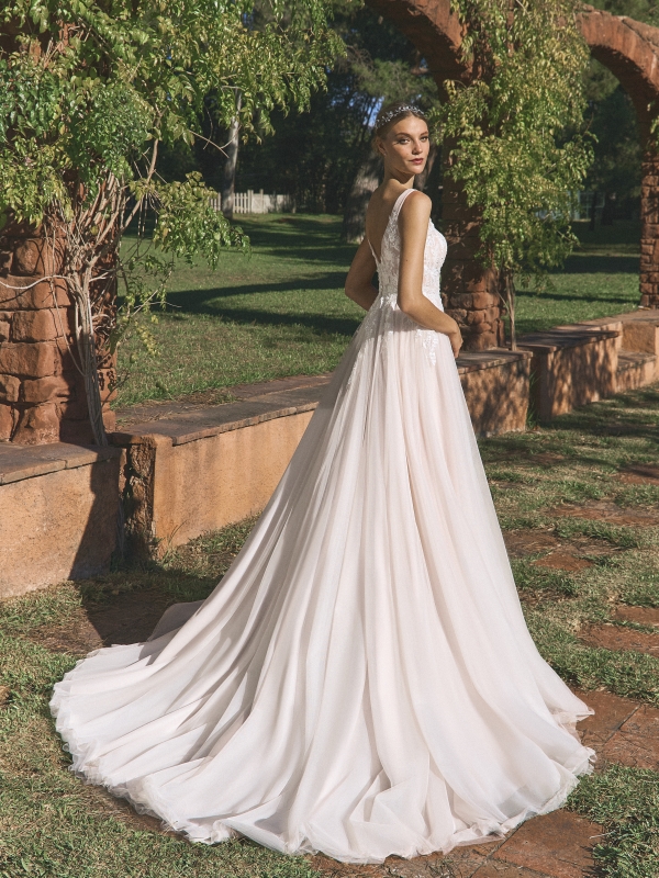 DEIXA Wedding Dress White one Collection 2026 Paris Boutique