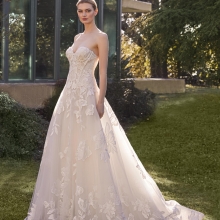 Robe de Mariée DElICATE Pronovias collection 2026 | Paris Robe de Mariée DElICATE Pronovias collection 2026 | Paris