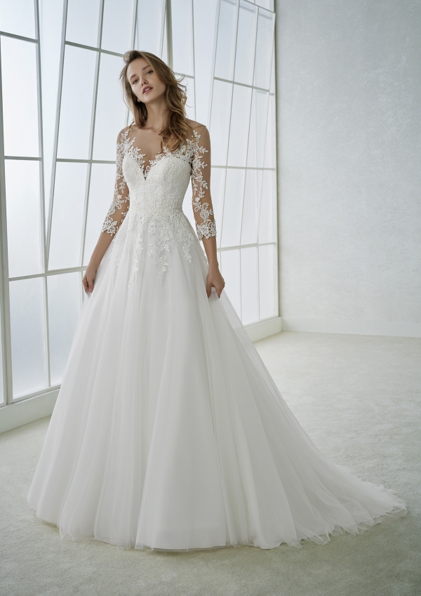 Robe de Mariée FERIA White One Collection 2026 | Paris