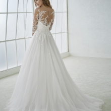 Robe de Mariée FERIA White One Collection 2026 | Paris