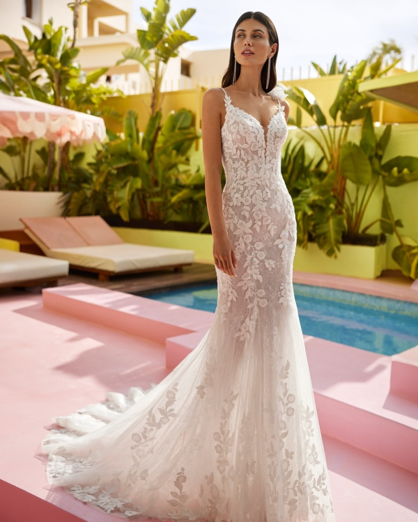 Robe de mariée JASEN Luna Novias collection 2026 | Paris