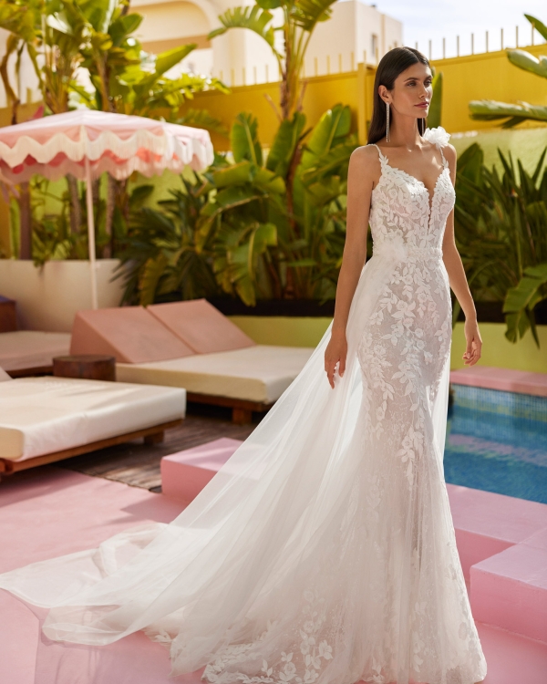 Robe de mariée JASEN Luna Novias collection 2026 | Paris