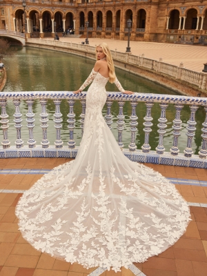 KANTE Wedding Dress Aire Barcelona Collection 2026 | Paris Boutique