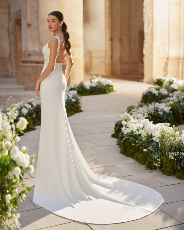 MAIDA Wedding Dress Aire Barcelona Collection 2026 | Paris Boutique