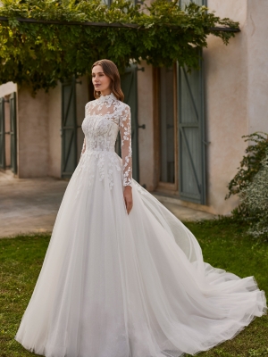 NISARA Wedding Dress Alma Novias collection 2026 Paris