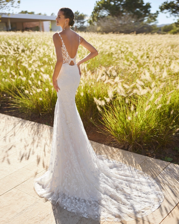 Robe de mariée SEMI Adriana Alier collection 2026 : Paris Robe de mariée SEMI Adriana Alier collection 2026 : Paris