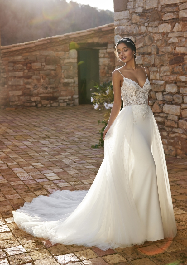 Robe de Mariée SHU White One Collection 2026 | Paris