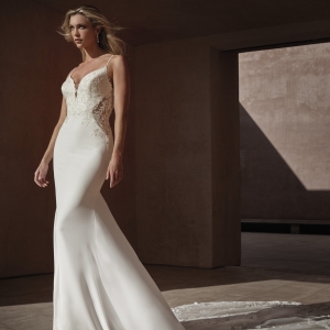 Robe de Mariée ROANNA Pronovias collection 2026 | Paris