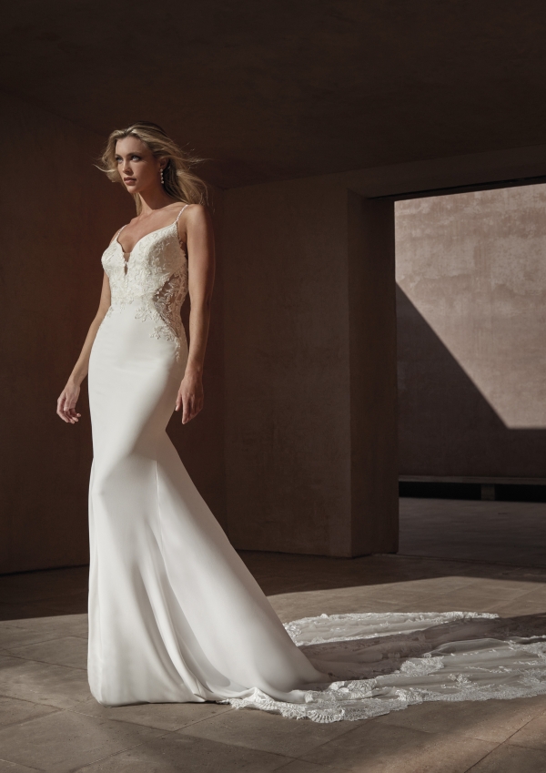 Robe de Mariée ROANNA Pronovias collection 2026 | Paris