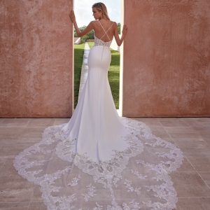 Robe de Mariée ROANNA Pronovias collection 2026 | Paris
