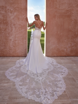 Robe de Mariée ROANNA Pronovias collection 2026 | Paris