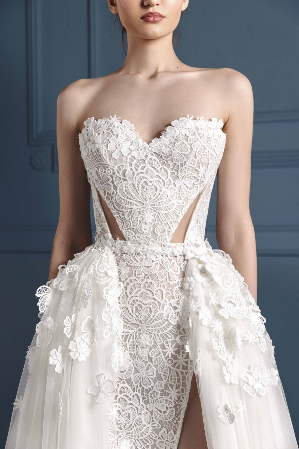 Robe de Mariée WINGS OF LOVE Tony Ward | Boutique Paris Robe de Mariée WINGS OF LOVE Tony Ward | Boutique Paris