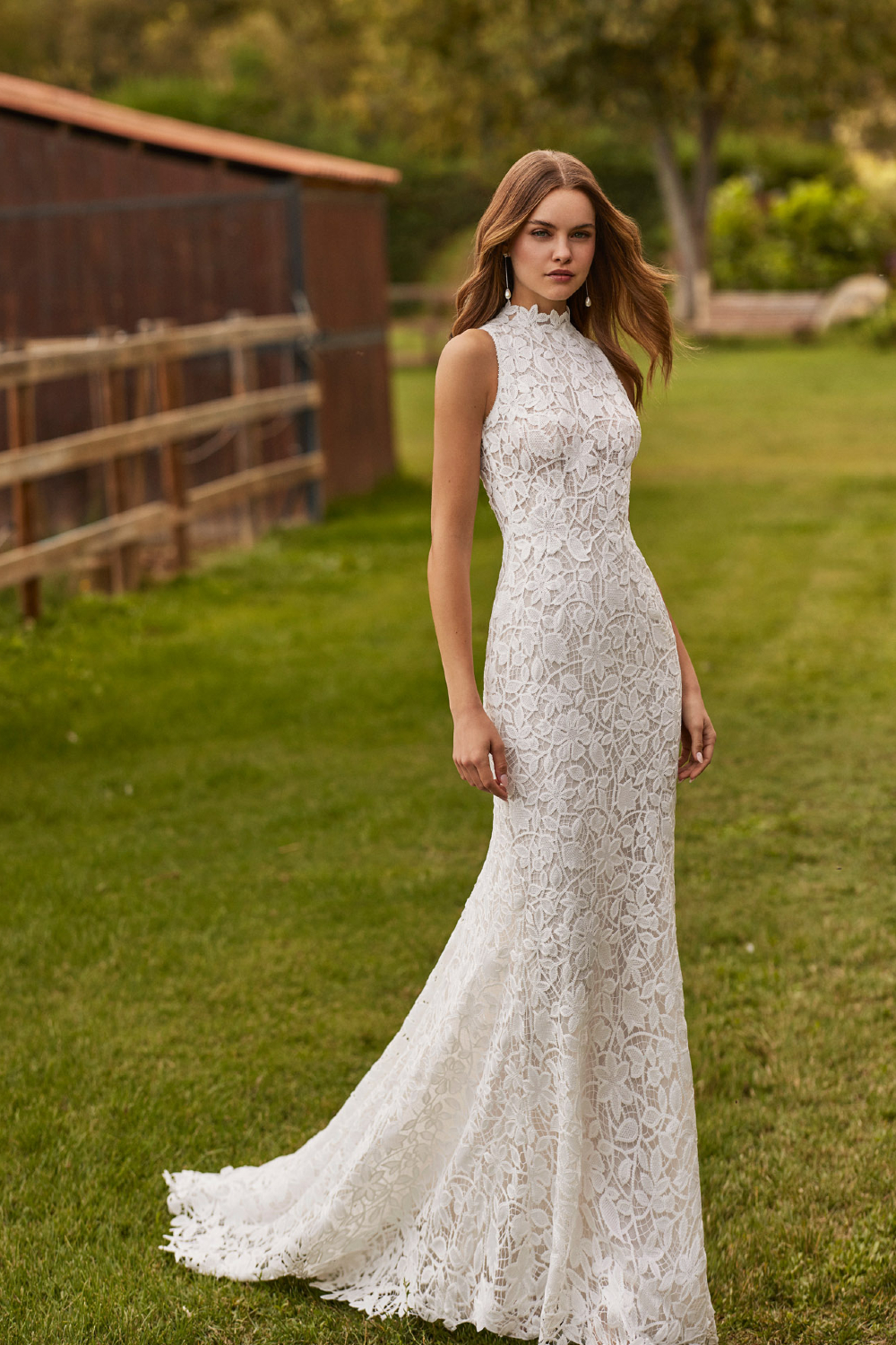 robe-de-mariee-col-americain