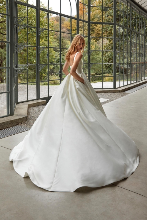 LAMYA Nicole Wedding Dress collection 2026 | Boutique Paris