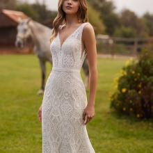 Robe de mariée NUMIAN Alma Novias collection 2026