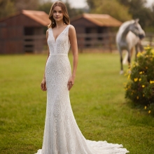 Robe de mariée NUMIAN Alma Novias collection 2026