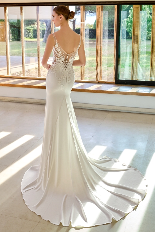 Robe de Mariée YEDIDA Pronovias collection 2026 | Paris