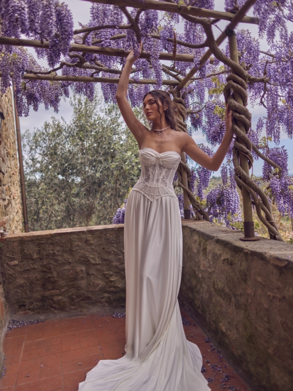 ERATO Wedding Dress WONA CONCEPT collection 2026 | Boutique Paris