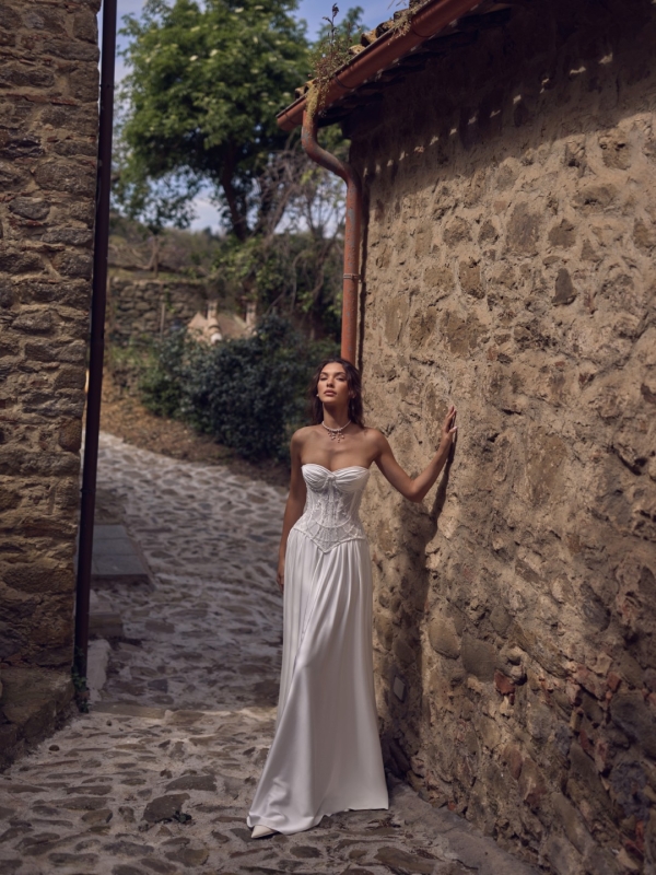 ERATO Wedding Dress WONA CONCEPT collection 2026 | Boutique Paris