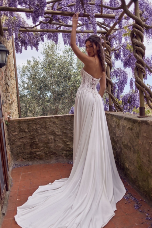 ERATO Wedding Dress WONA CONCEPT collection 2026 | Boutique Paris
