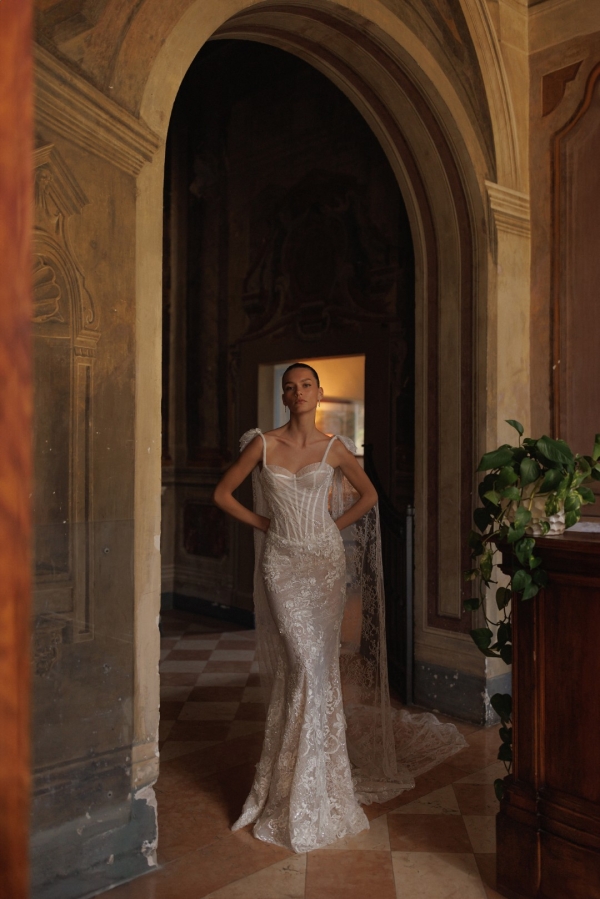 ROWAN Wedding Dress WONA CONCEPT collection 2026 | Boutique Paris