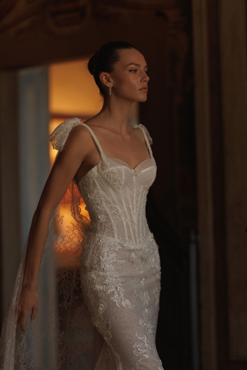 ROWAN Wedding Dress WONA CONCEPT collection 2026 | Boutique Paris