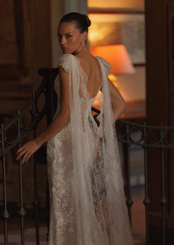 ROWAN Wedding Dress WONA CONCEPT collection 2026 | Boutique Paris