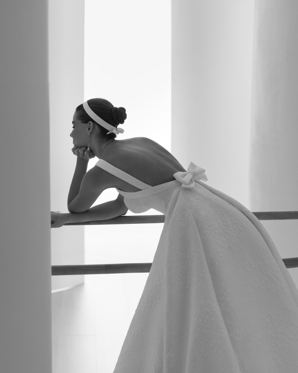 DAMARIS Wedding Dress Aire Barcelona Collection 2027 | Paris Boutique DAMARIS Wedding Dress Aire Barcelona Collection 2027 | Paris Boutique