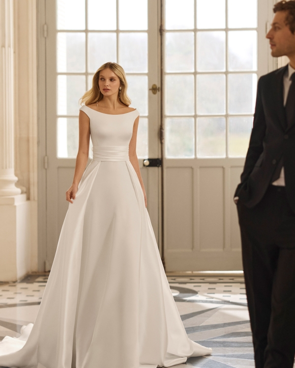 Robe de Mariée BACARA Aire Barcelona 2027 | Mariée Parisienne Robe de Mariée BACARA Aire Barcelona 2027 | Mariée Parisienne