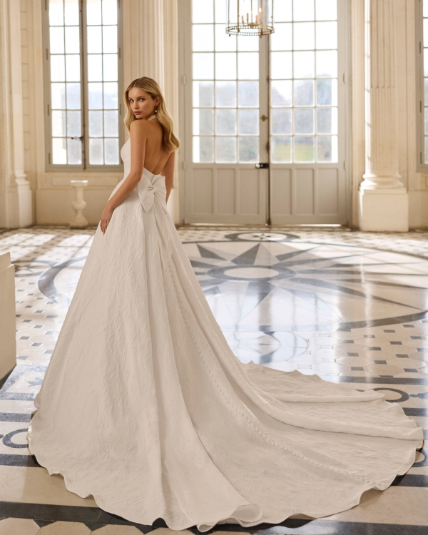 BONY Wedding Dress Aire Barcelona Collection 2027 | Paris Boutique
