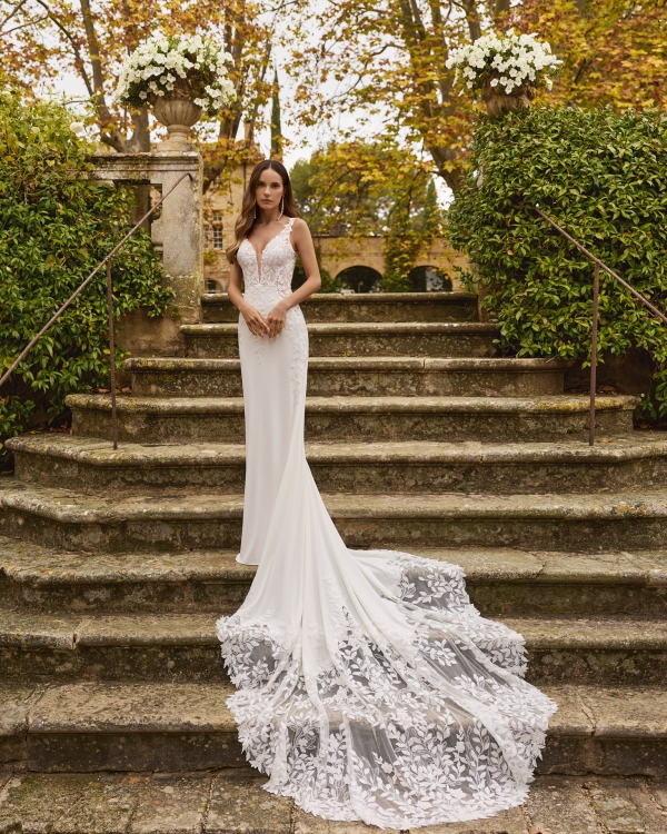XAILIN Wedding Dress Aire Barcelona Collection 2027 | Paris Boutique XAILIN Wedding Dress Aire Barcelona Collection 2027 | Paris Boutique