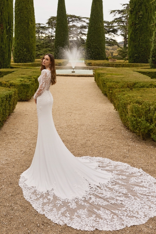 XAILIN Wedding Dress Aire Barcelona Collection 2027 | Paris Boutique
