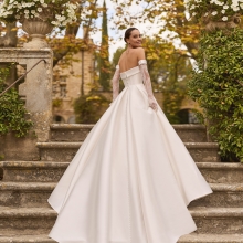 XIRAE Wedding Dress Aire Barcelona Collection 2027 | Paris Boutique XIRAE Wedding Dress Aire Barcelona Collection 2027 | Paris Boutique