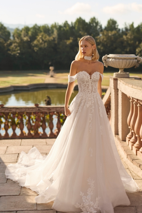 Robe de mariée FRESA Luna Novias collection 2027 | Paris