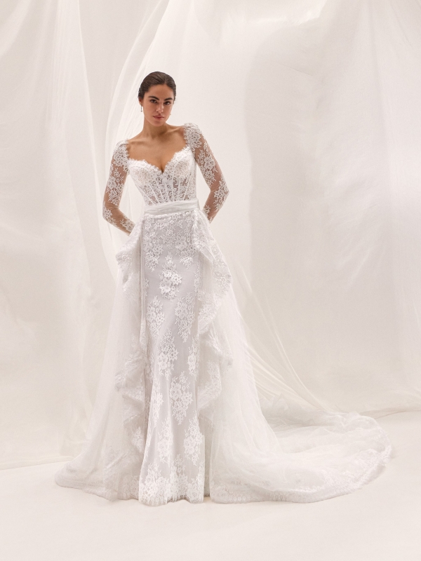 AROOKS Wedding Dress Pronovias collection 2027 | Boutique Paris AROOKS Wedding Dress Pronovias collection 2027 | Boutique Paris