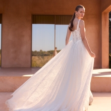 Robe de Mariée BYADA Pronovias collection 2027 | Paris