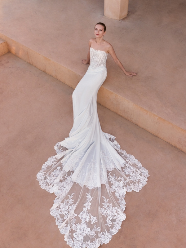 CATRYL Wedding Dress Pronovias collection 2027 | Boutique Paris CATRYL Wedding Dress Pronovias collection 2027 | Boutique Paris
