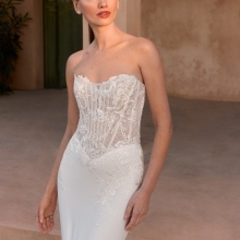 CATRYL Wedding Dress Pronovias collection 2027 | Boutique Paris CATRYL Wedding Dress Pronovias collection 2027 | Boutique Paris