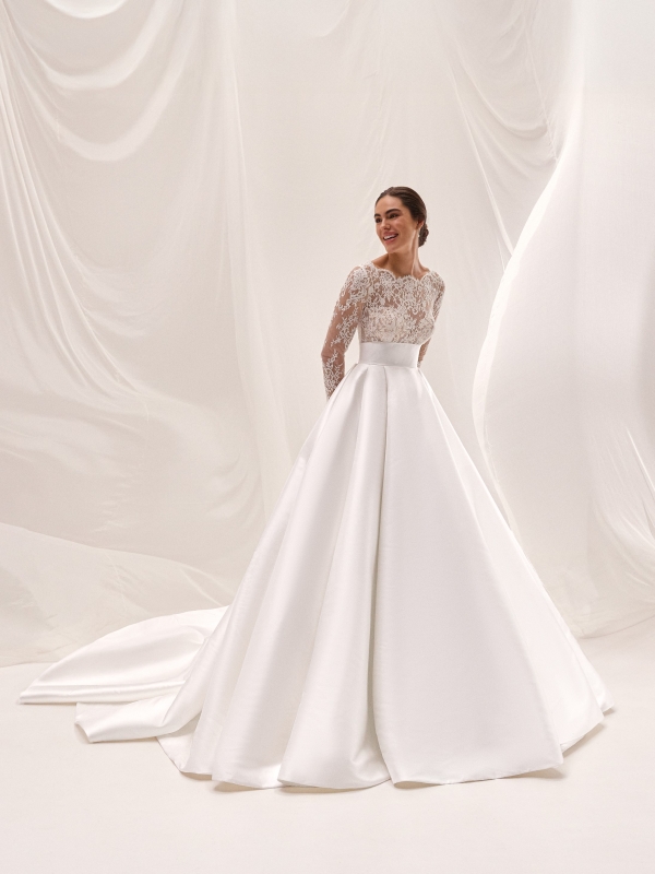 Robe de Mariée CELMINA Pronovias collection 2027 | Paris Robe de Mariée CELMINA Pronovias collection 2027 | Paris