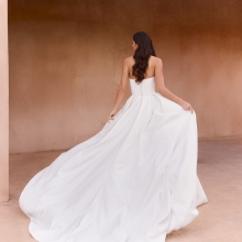 CRISANTEM Wedding Dress Pronovias collection 2027 | Boutique Paris CRISANTEM Wedding Dress Pronovias collection 2027 | Boutique Paris