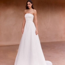 CRISANTEM Wedding Dress Pronovias collection 2027 | Boutique Paris CRISANTEM Wedding Dress Pronovias collection 2027 | Boutique Paris