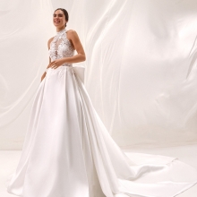 ELBAITE Wedding Dress Pronovias collection 2027 | Boutique Paris ELBAITE Wedding Dress Pronovias collection 2027 | Boutique Paris