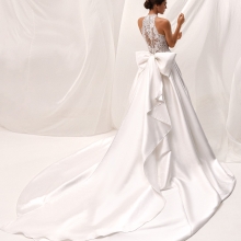 ELBAITE Wedding Dress Pronovias collection 2027 | Boutique Paris ELBAITE Wedding Dress Pronovias collection 2027 | Boutique Paris