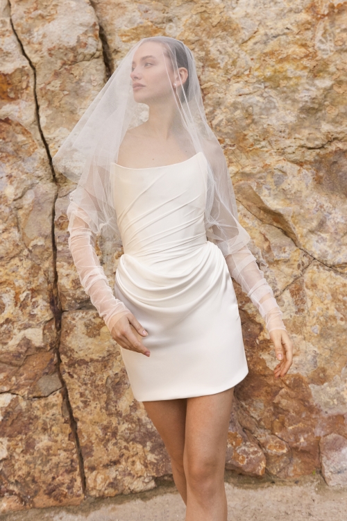 ENAHLIA Wedding Dress Pronovias collection 2027 | Boutique Paris
