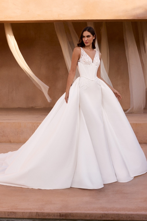GRENAY Wedding Dress Pronovias collection 2027 | Boutique Paris