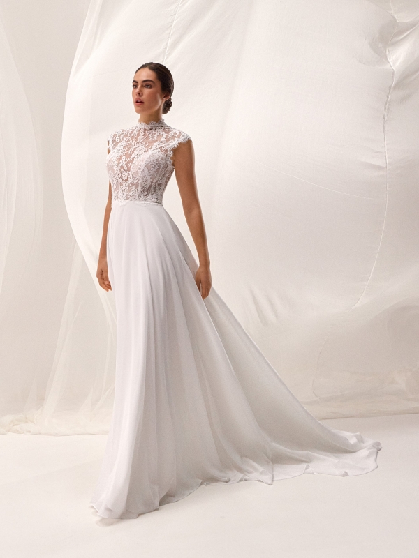 LATZULI Wedding Dress Pronovias collection 2027 | Boutique Paris LATZULI Wedding Dress Pronovias collection 2027 | Boutique Paris