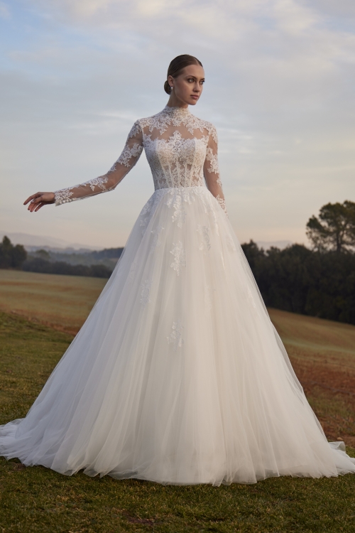 MARISAL Wedding Dress White one Collection 2027 Paris Boutique